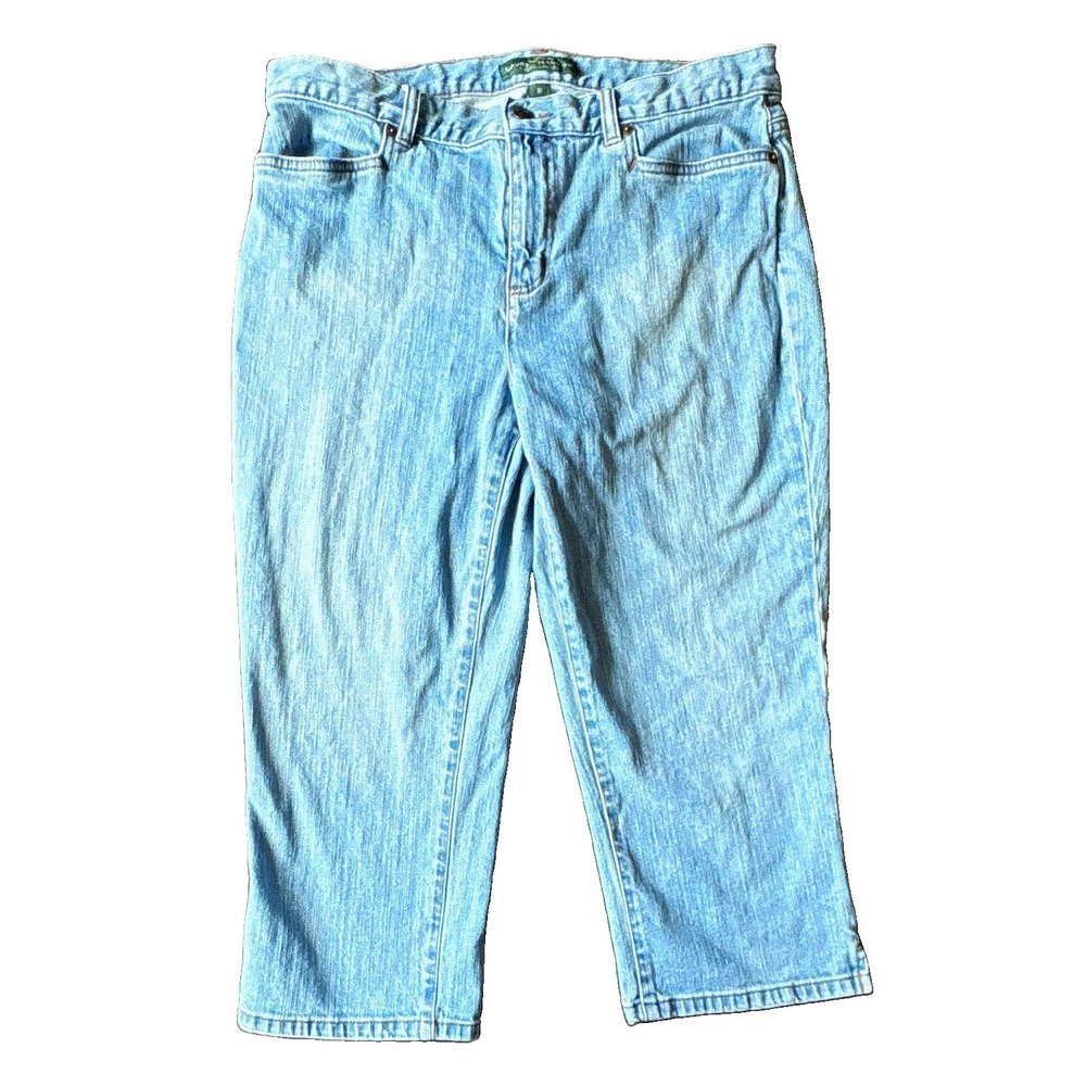 Ralph Lauren Women's Straight Light Wash Blue Denim Size 10 Capris Jeans Co.